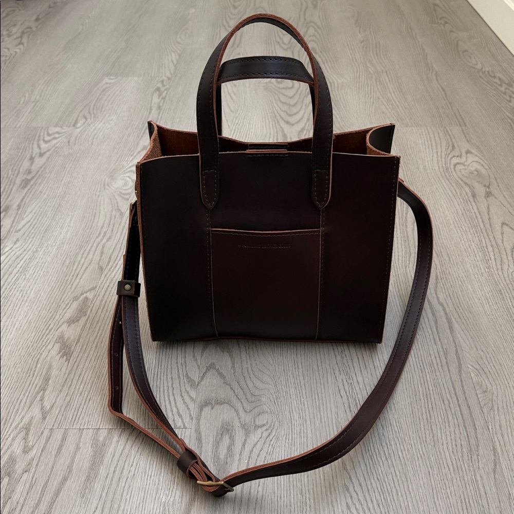 Portland Leather - 'Almost Perfect' Lola Crossbody Tote 🤎👜